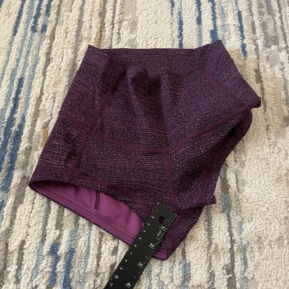 Lululemon Short Womens 4 High Rise Wunder Gym & Running